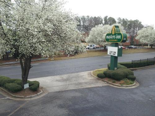 Masters Inn Atlanta - Doraville At I-85 & 285 Экстерьер фото
